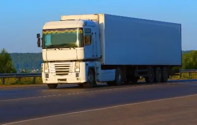 İzmir ile Çamardı Arası Öğrenci Eşyası Taşıma